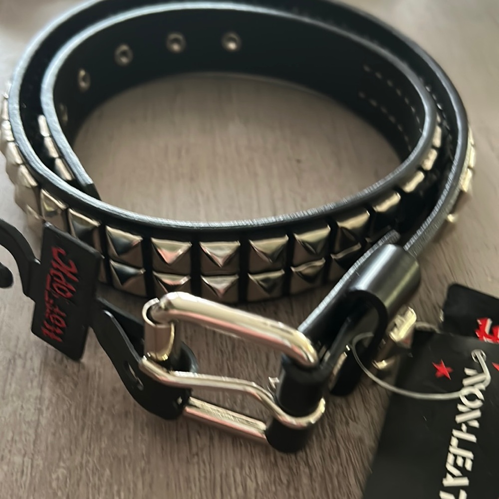 Hot Topic Belt